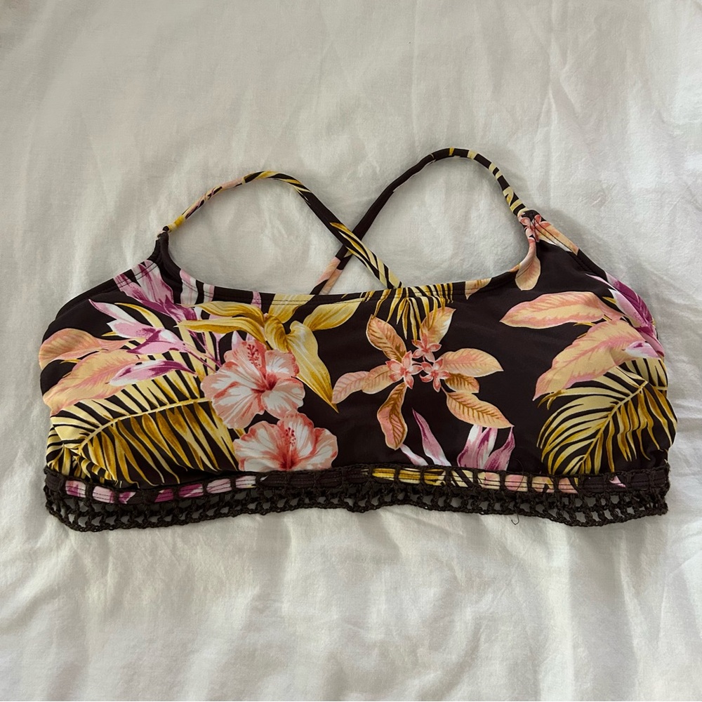 Xhilaration Floral Bikini Top with Crochet Trim